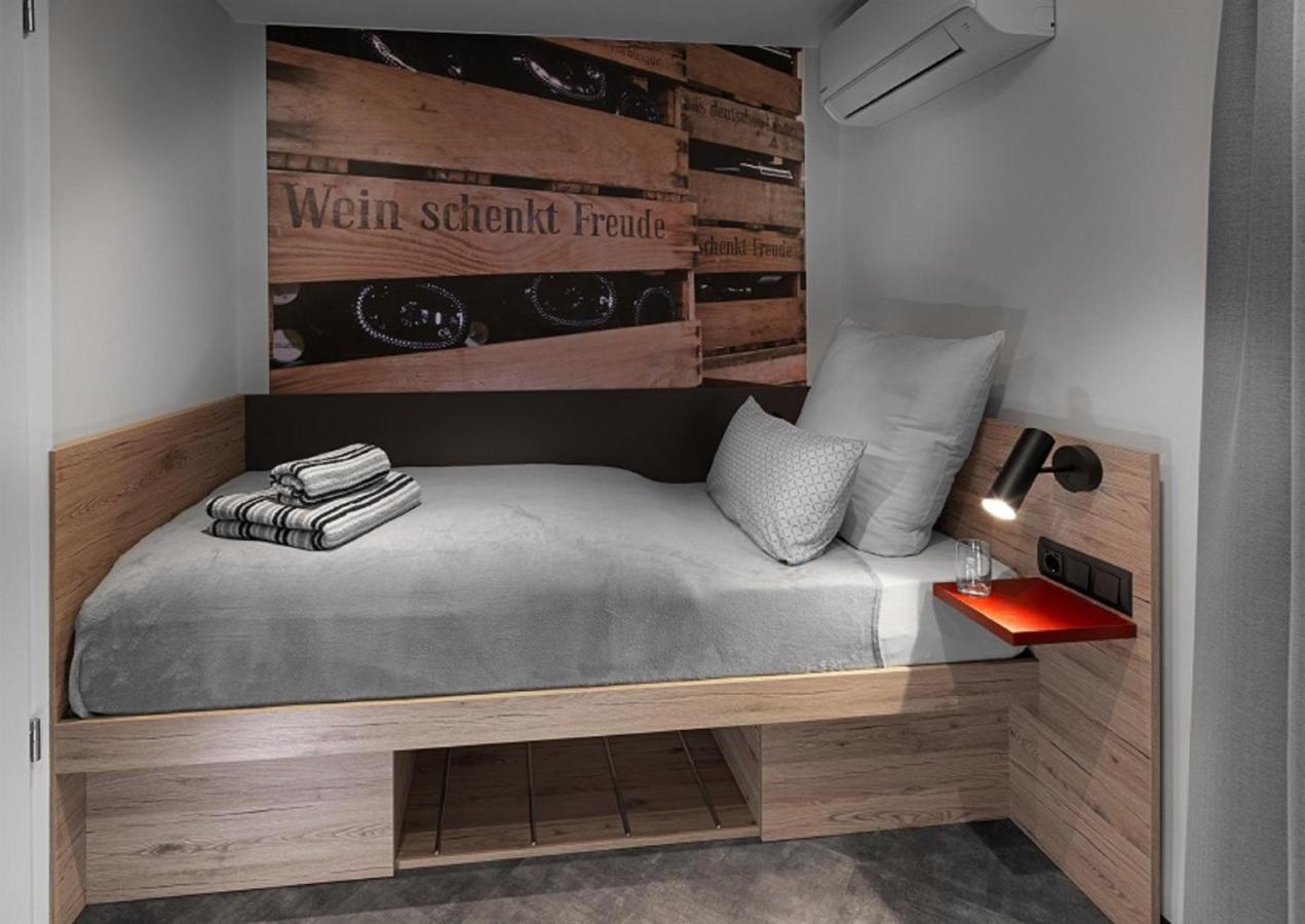 Weinmotel Simon 1 A Alzenau in Unterfranken Eksteriør billede