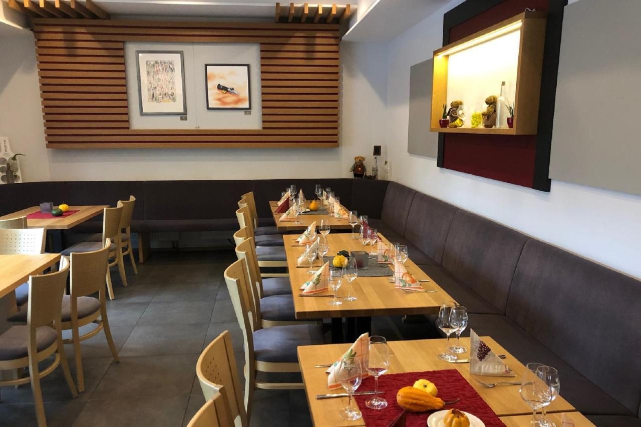 Weinmotel Simon 1 A Alzenau in Unterfranken Eksteriør billede