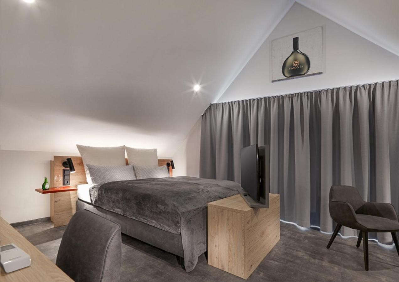 Weinmotel Simon 1 A Alzenau in Unterfranken Eksteriør billede